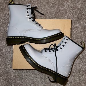 Dr. Doc Marten Zinc Gray Patent Lamper Leather Combat Boots 1460 10